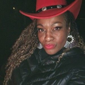 Meet your Posher, Shayla